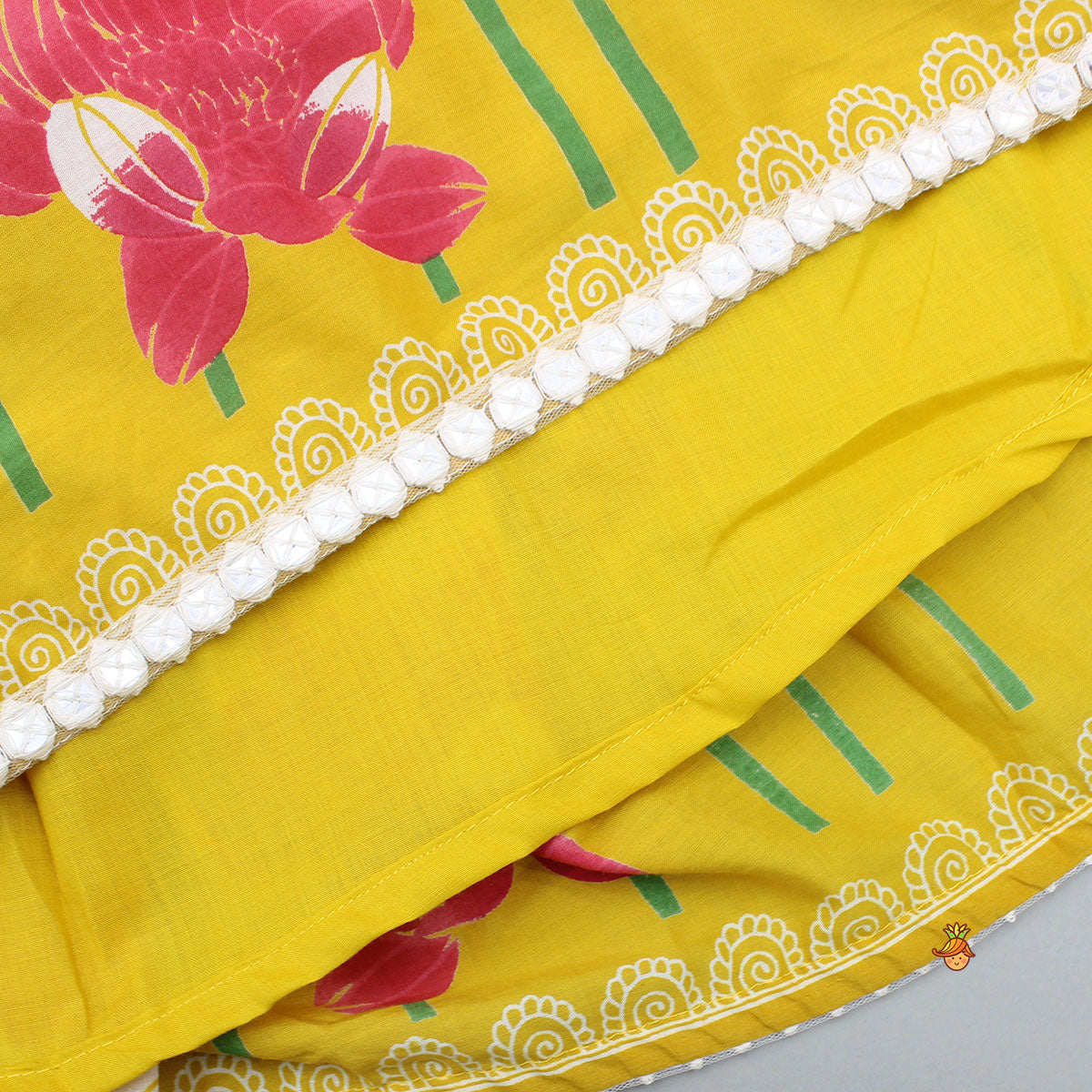 Scallop Detailed Floral Top With Floral Printed Lehenga