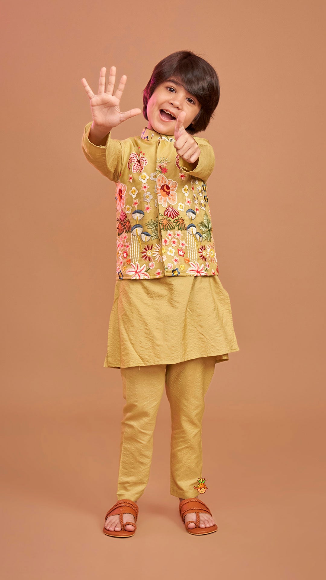 Ethnic Kurta And Floral Embroidered Jacket With Pyjama
