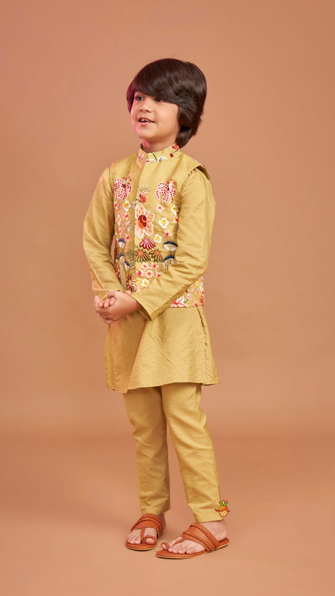Ethnic Kurta And Floral Embroidered Jacket With Pyjama
