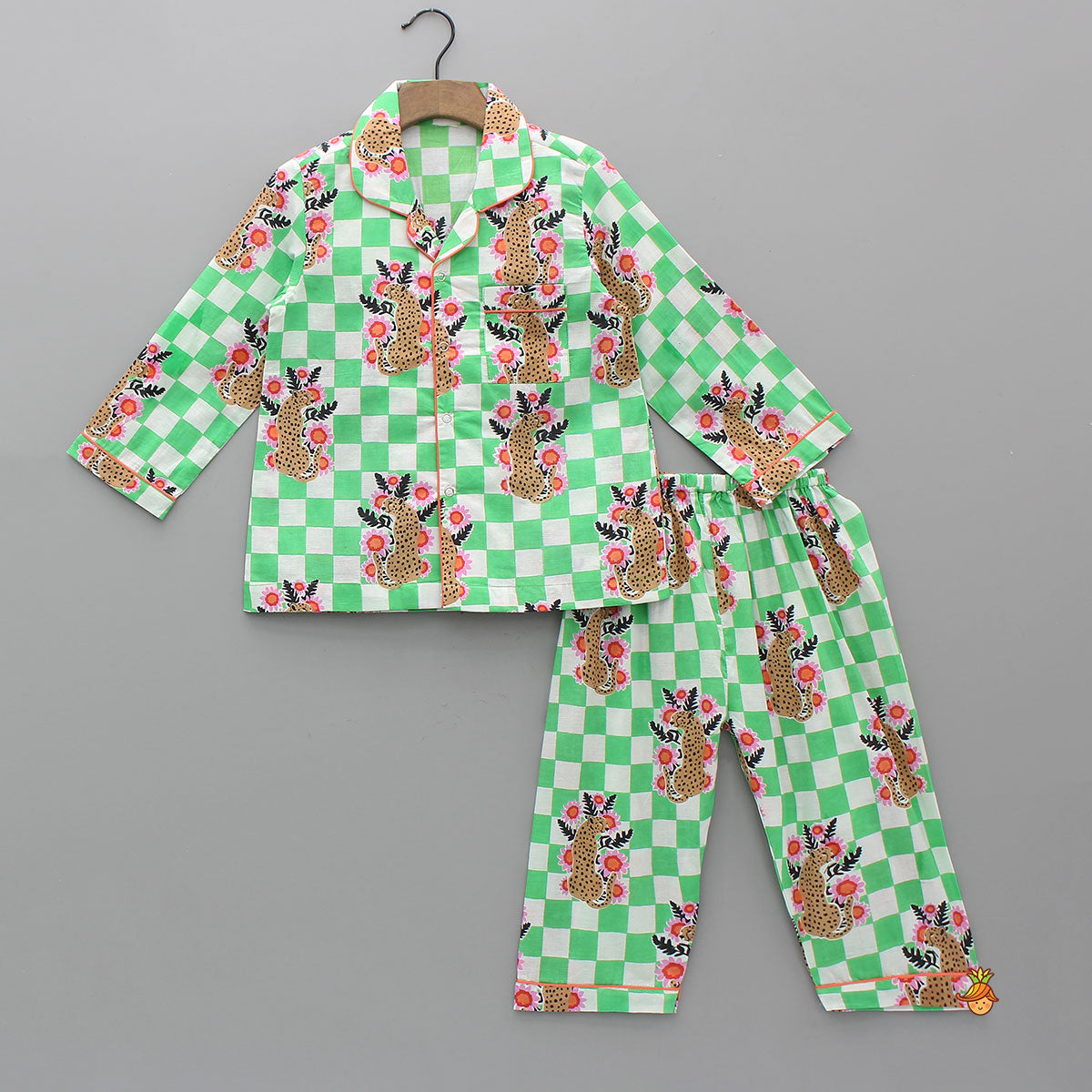 Animal Printed Notched Collar Sleepwear