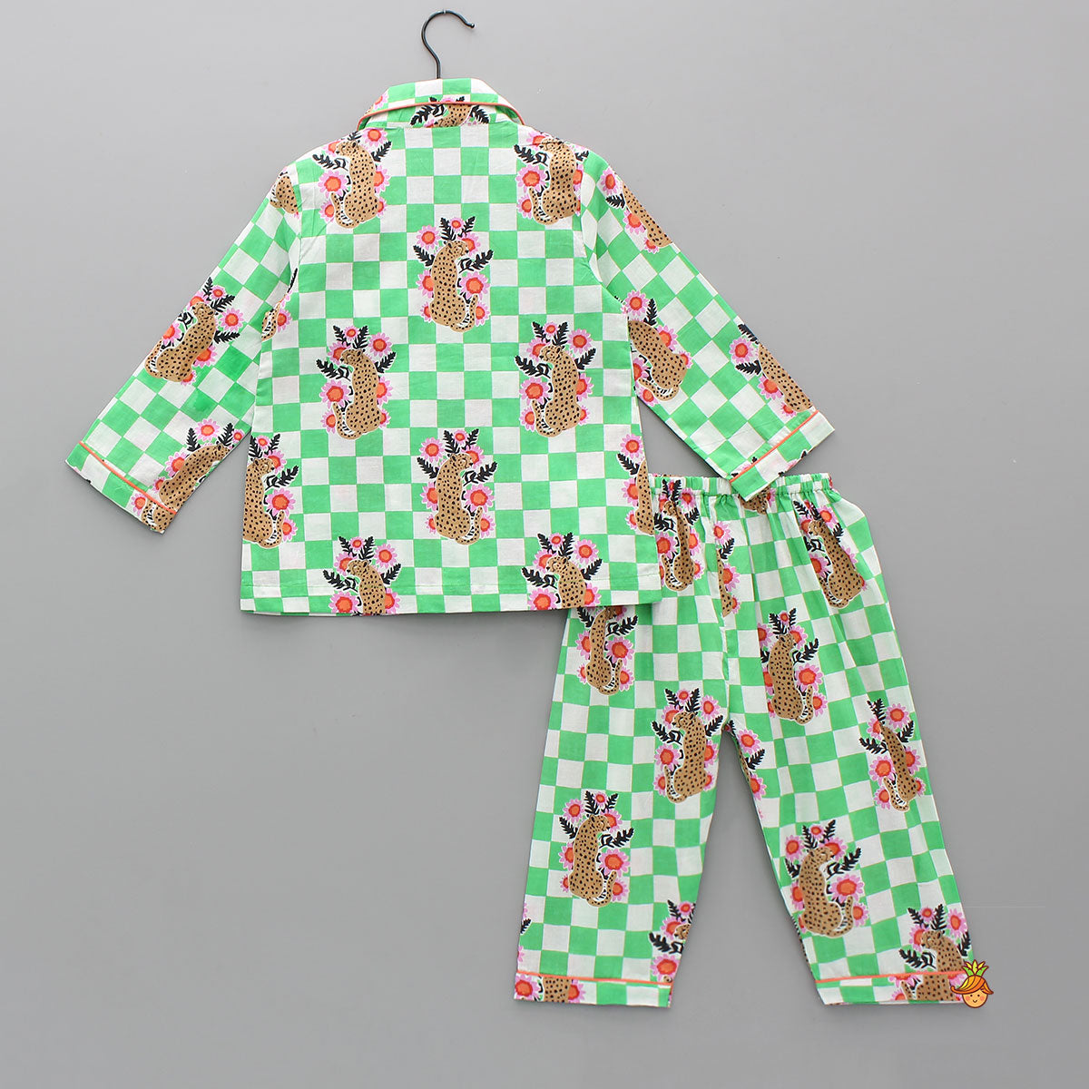 Animal Printed Notched Collar Sleepwear