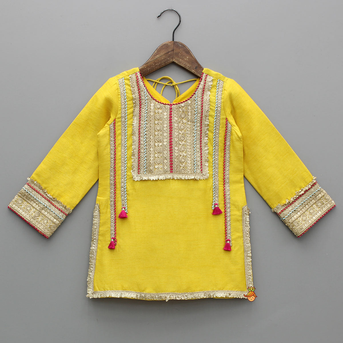 Lace Adorned Kurti With Matching Pant And Dupatta