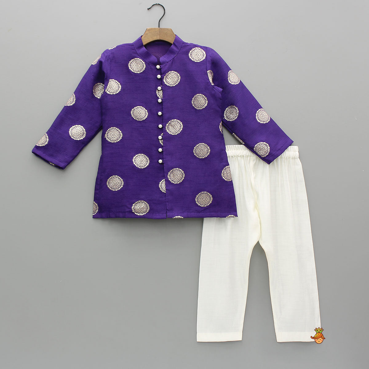Festive Silk Kurta With Pyjama