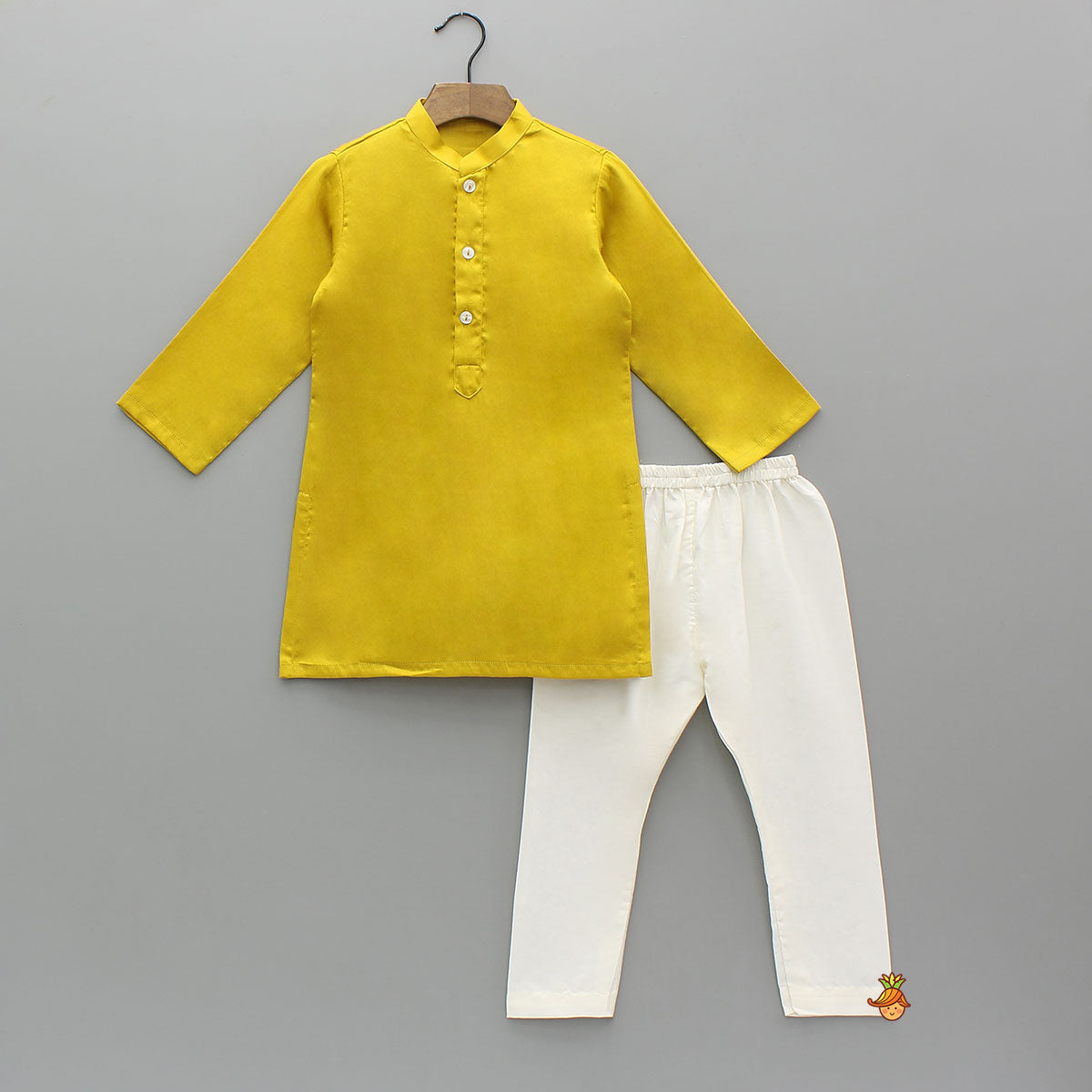 Ethnic Kurta With Pocket Detail Printed Jacket And Pyjama