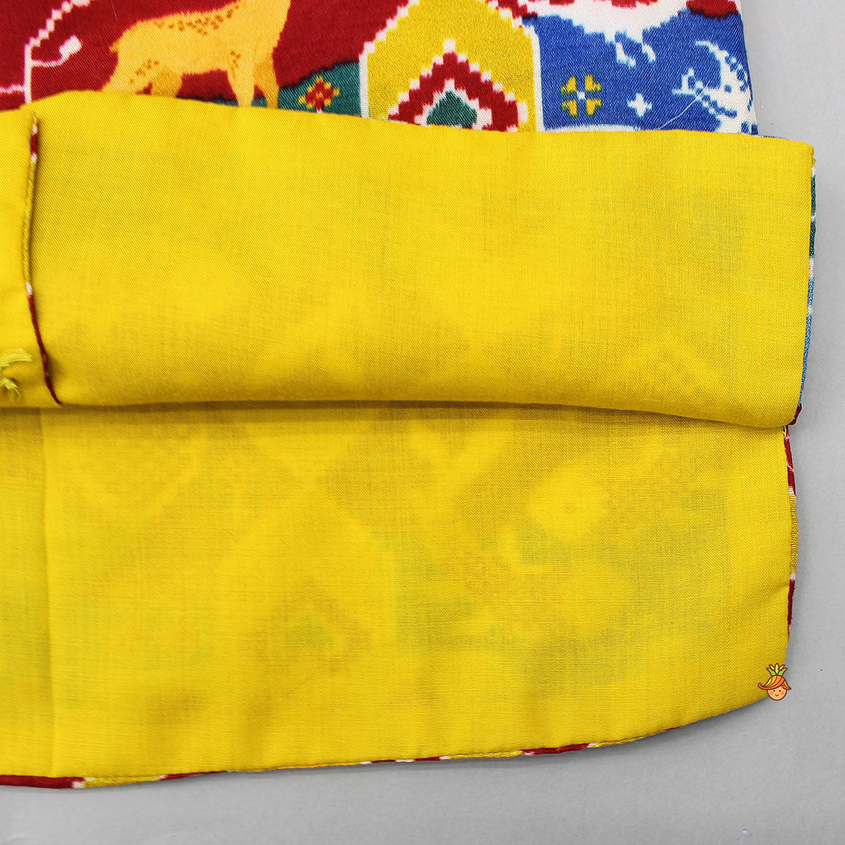Ethnic Kurta With Pocket Detail Printed Jacket And Pyjama