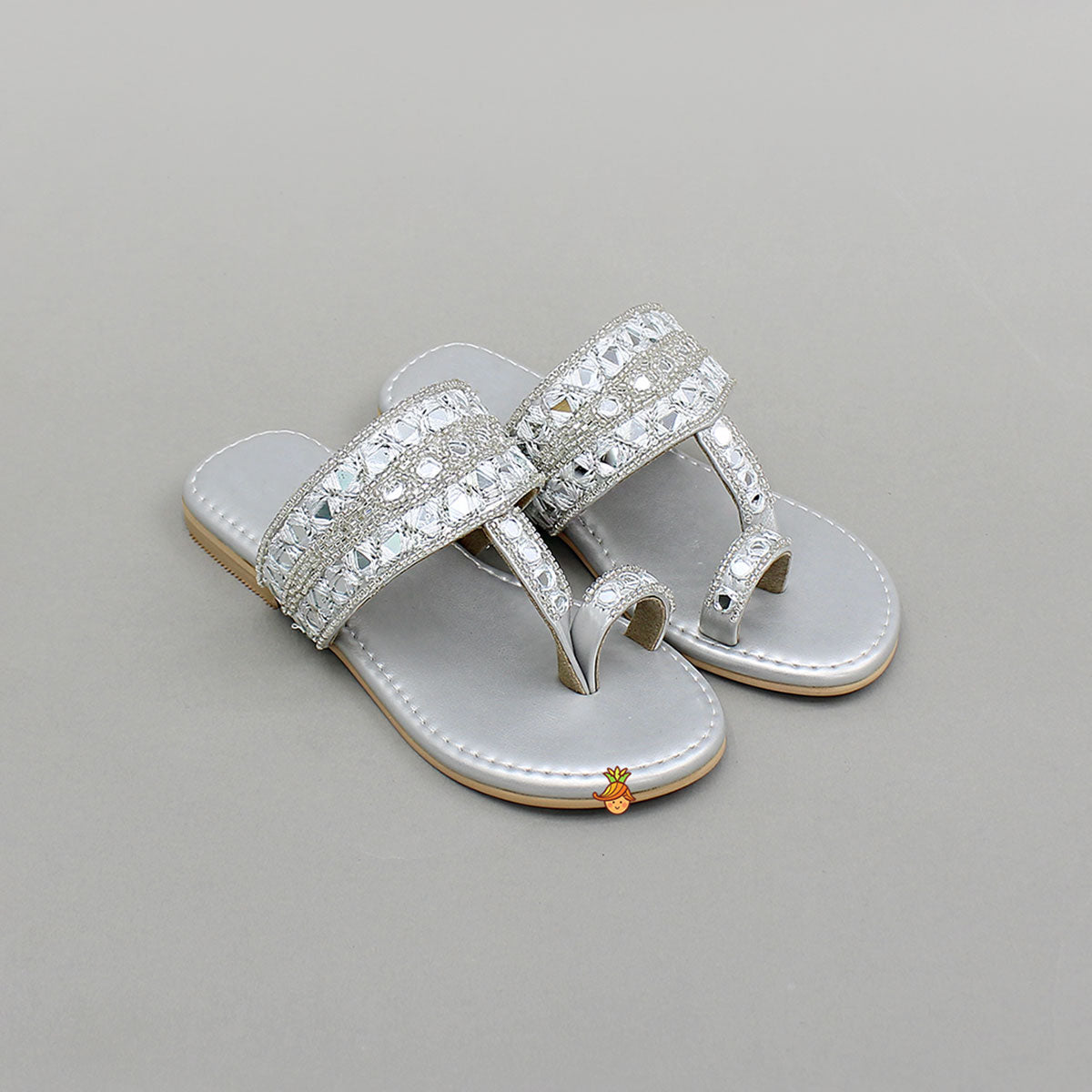 Elegant Mirror Embroidered Bead Detailed Ethnic Flats