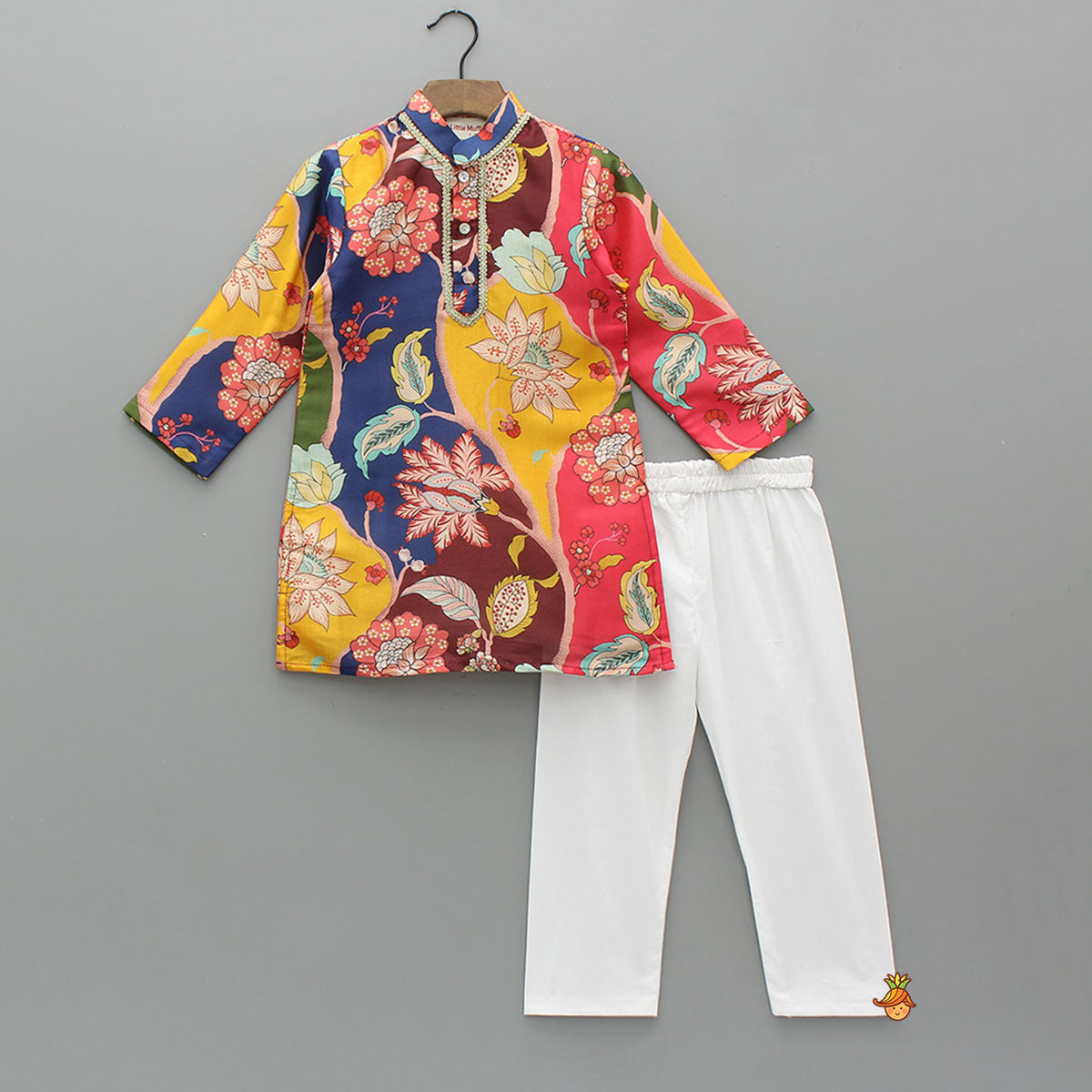 Lace-Detailed Floral Printed Kurta With Pyjama