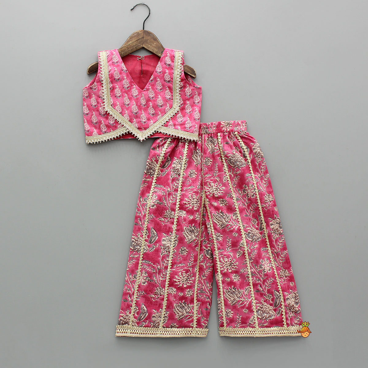 Stylish Cut-Out Hem Top And Gota Lace-Work Palazzo