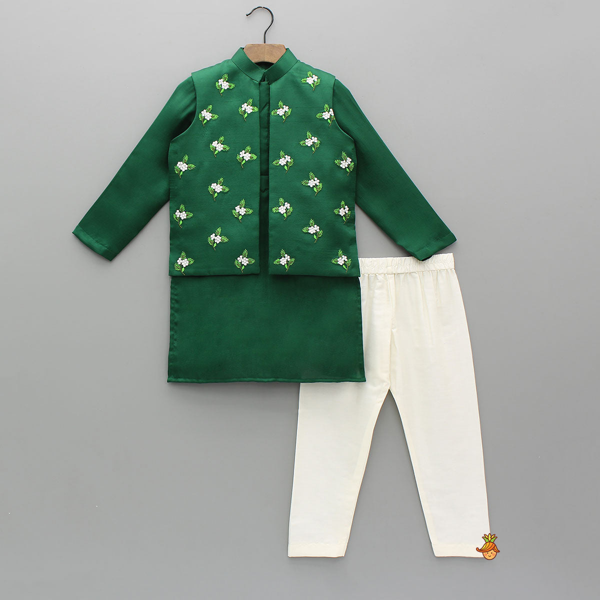 Ethnic Kurta With Floral-Embroidered Exquisite Jacket And Pyjama