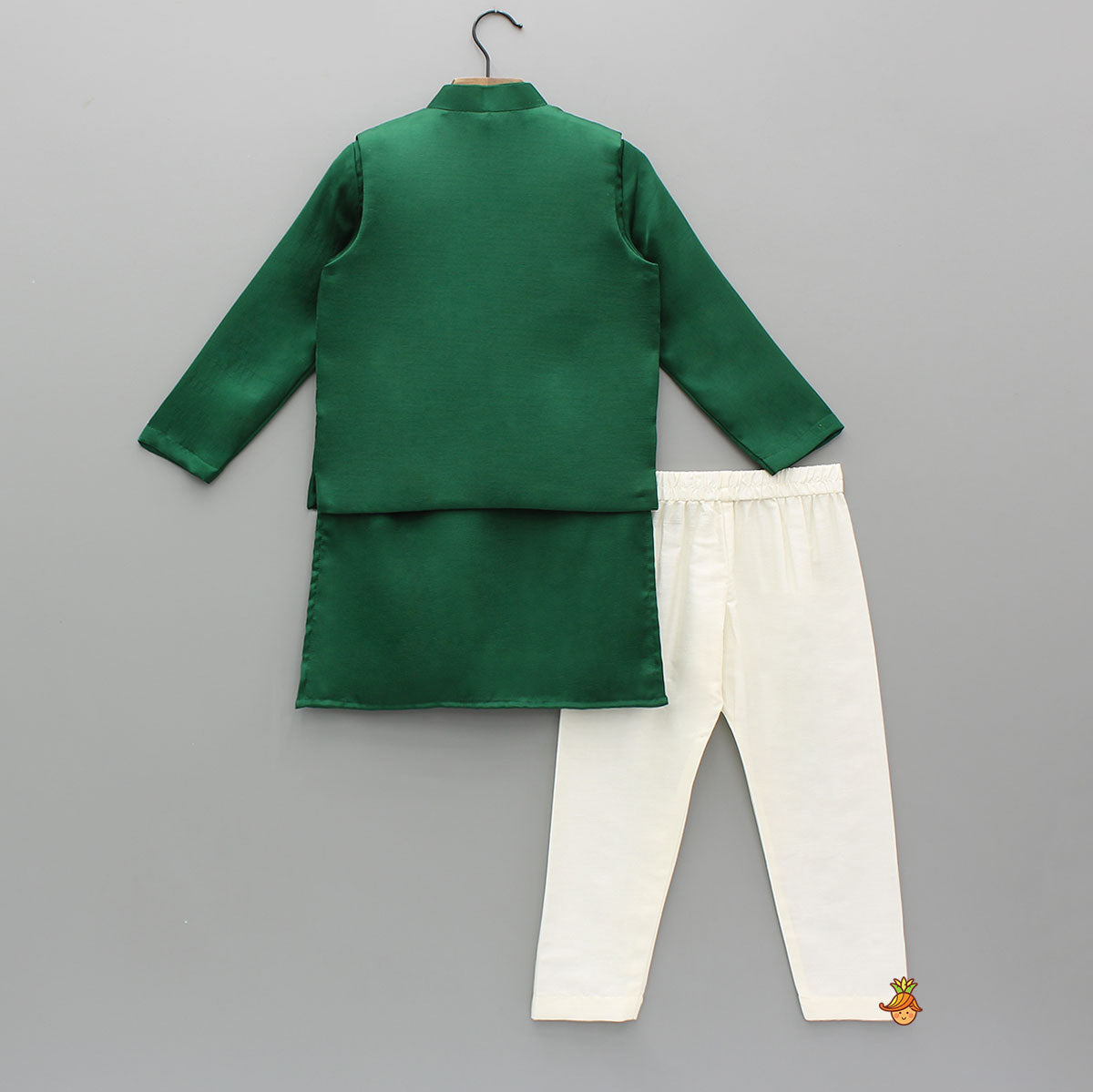 Ethnic Kurta With Floral-Embroidered Exquisite Jacket And Pyjama