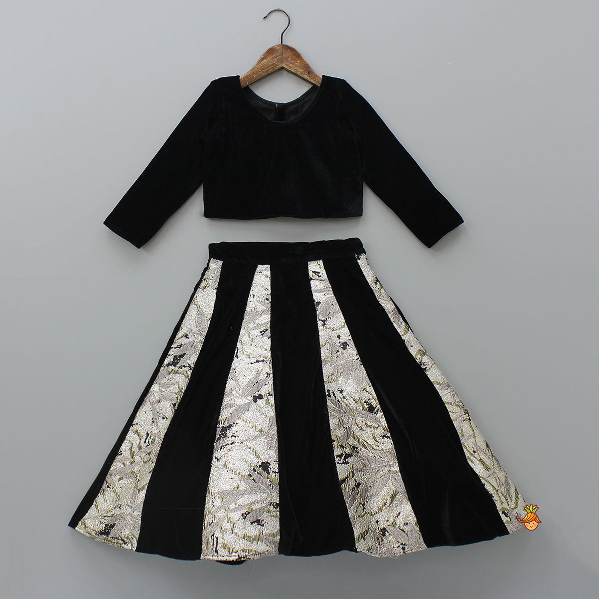 Elegant Velvet Inner Top With Halter Neck Fur Top And Gorgeous Dual-Tone Panelled Lehenga