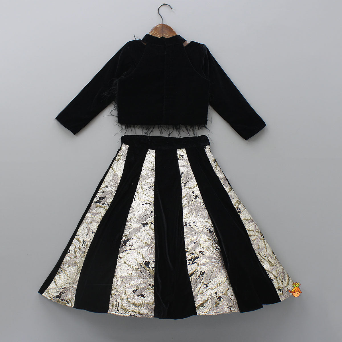 Elegant Velvet Inner Top With Halter Neck Fur Top And Gorgeous Dual-Tone Panelled Lehenga