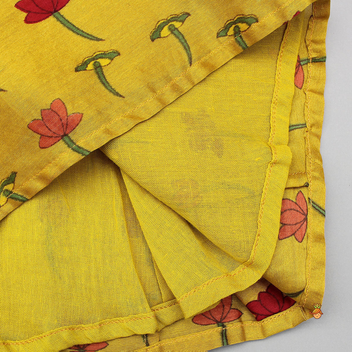 Gota Lace?Detailed Yoke Kurti And Pant