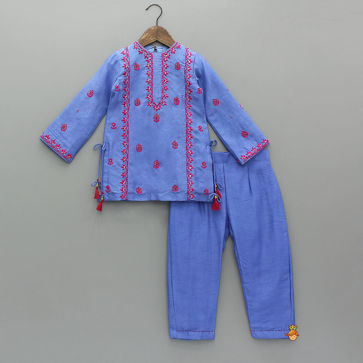 Contrasting Thread-Embroidered Kurti And Pant