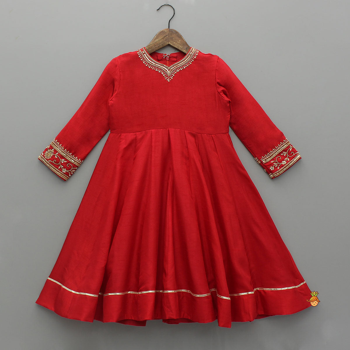 Embroidered Neckline Kurti With Potli Button Detail Jacket