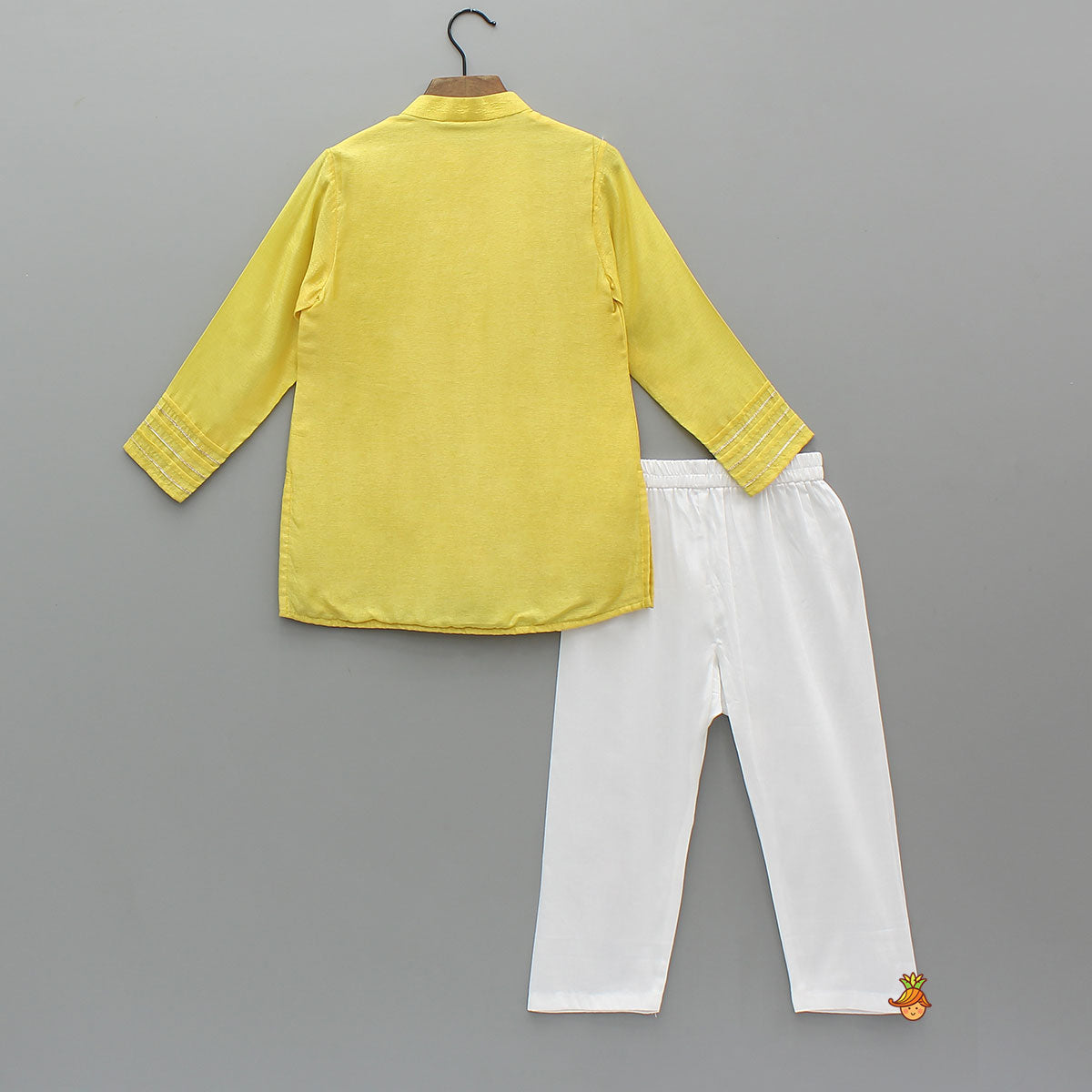 Front Placket Pintuck Kurta With Pyjama