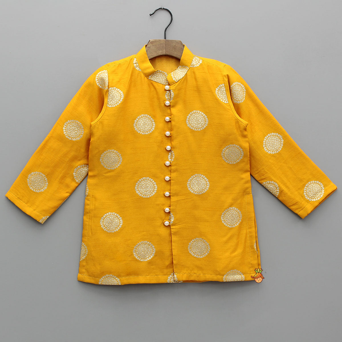 Front Open Ethnic Kurta And Pyjama