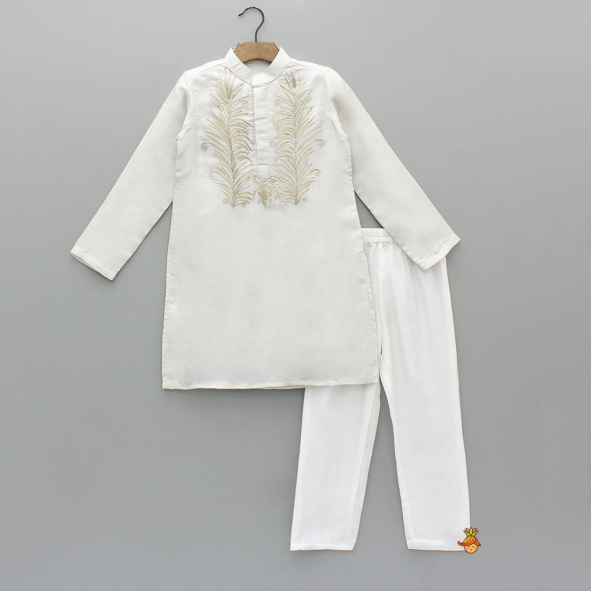 Front Placket Shimmery Kurta With Pyjama