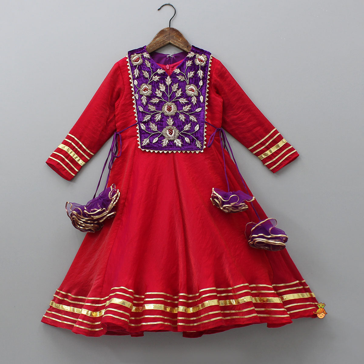 Side Knot Detailed Shiny Flared Anarkali