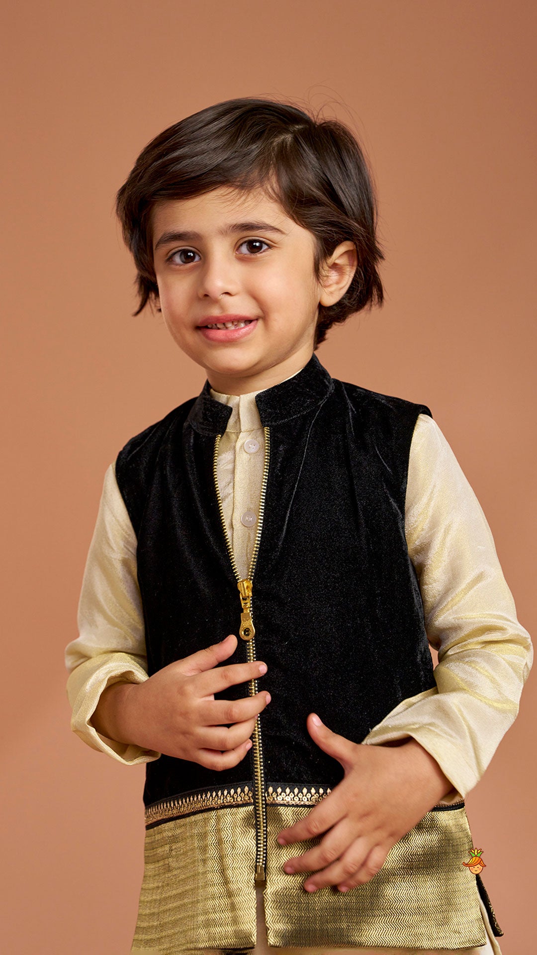 Shimmery Stylish Cut Hem Kurta With Velvet Jacket And Pyjama