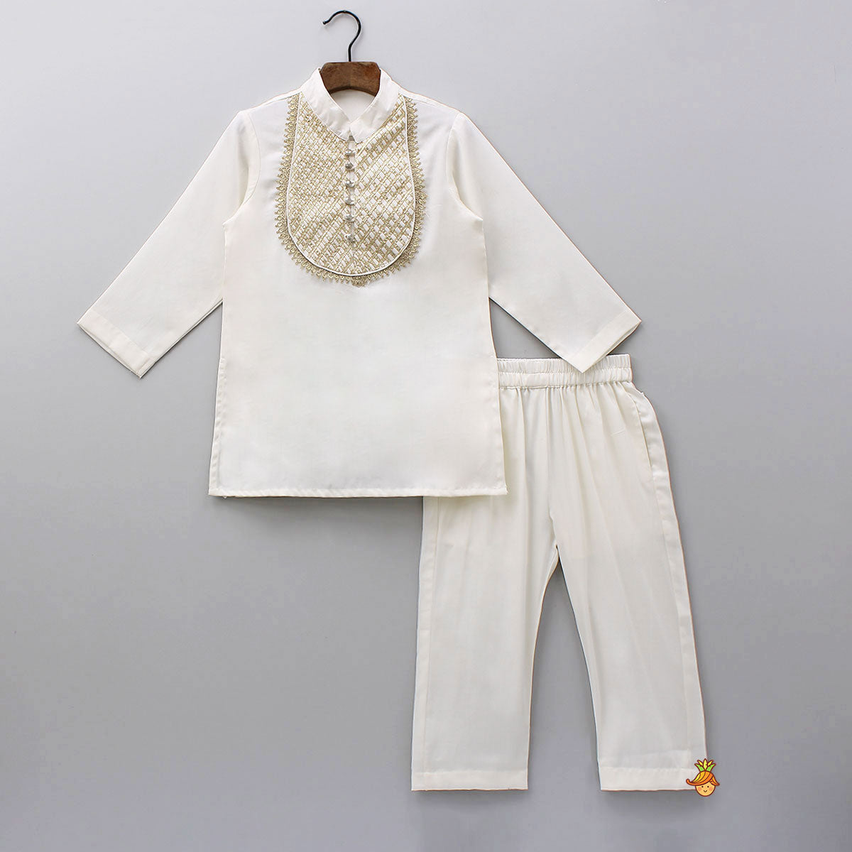 Lace Detailed Yoke Kurta And Pyjama