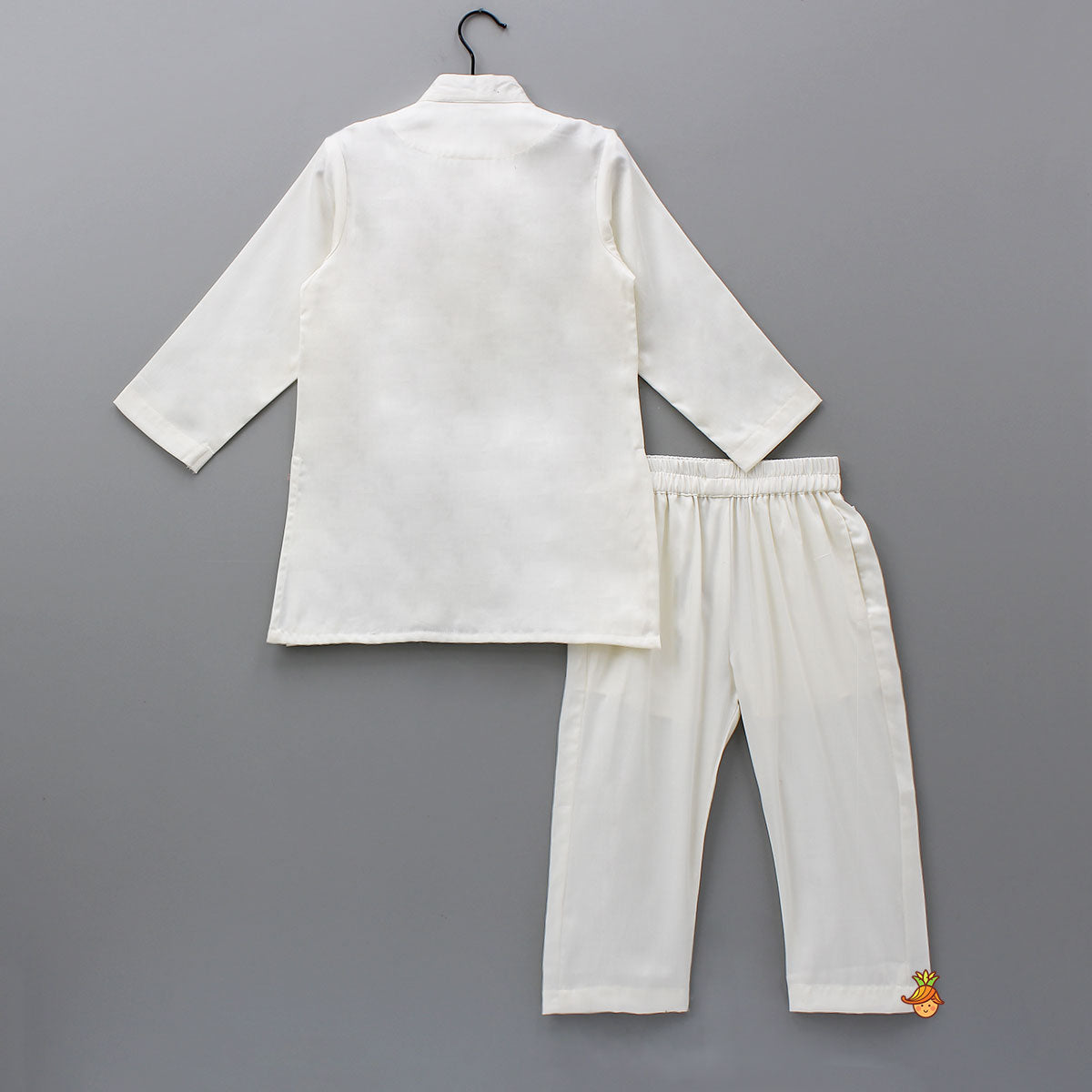 Lace Detailed Yoke Kurta And Pyjama