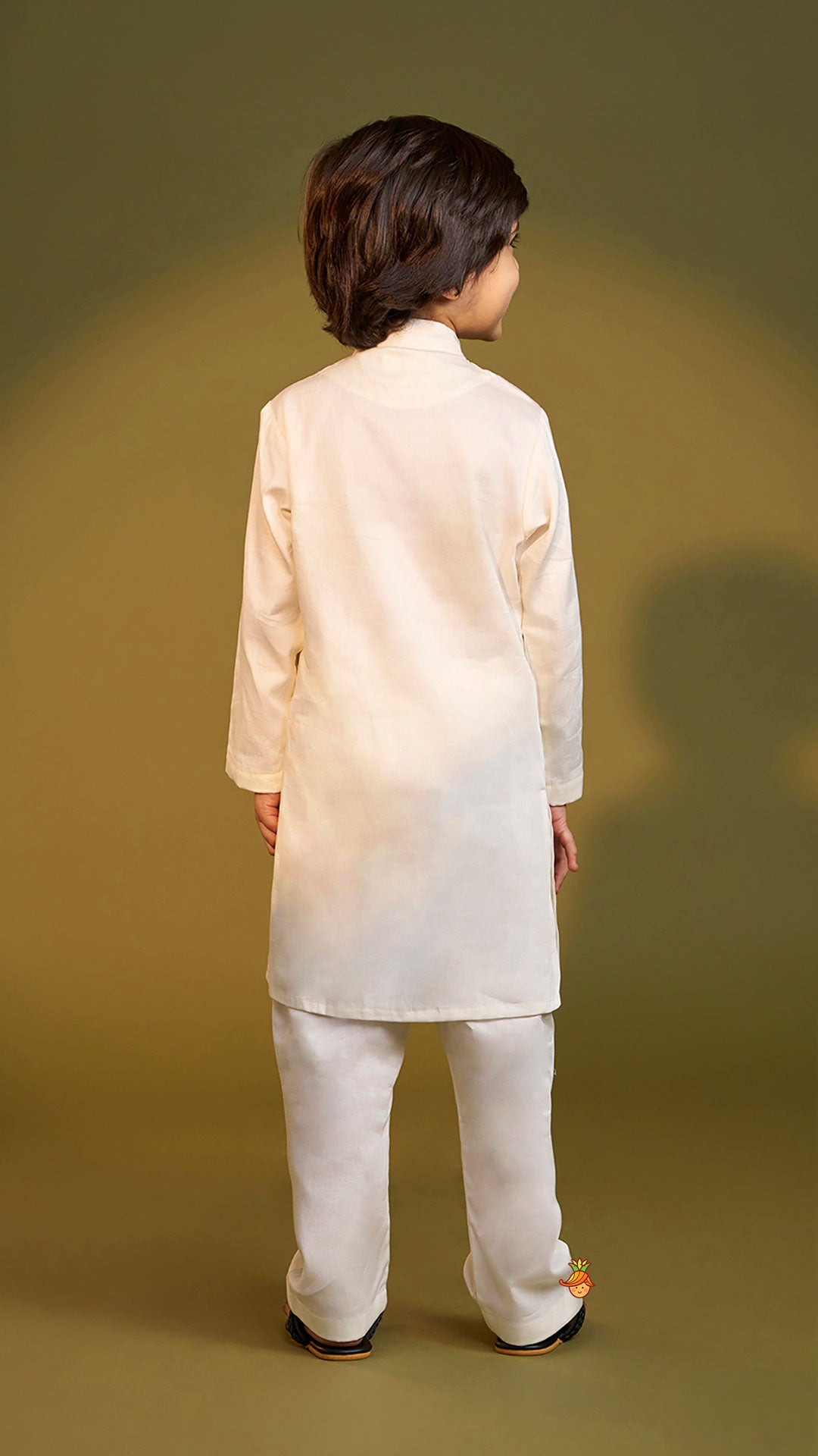 Lace Detailed Yoke Kurta And Pyjama