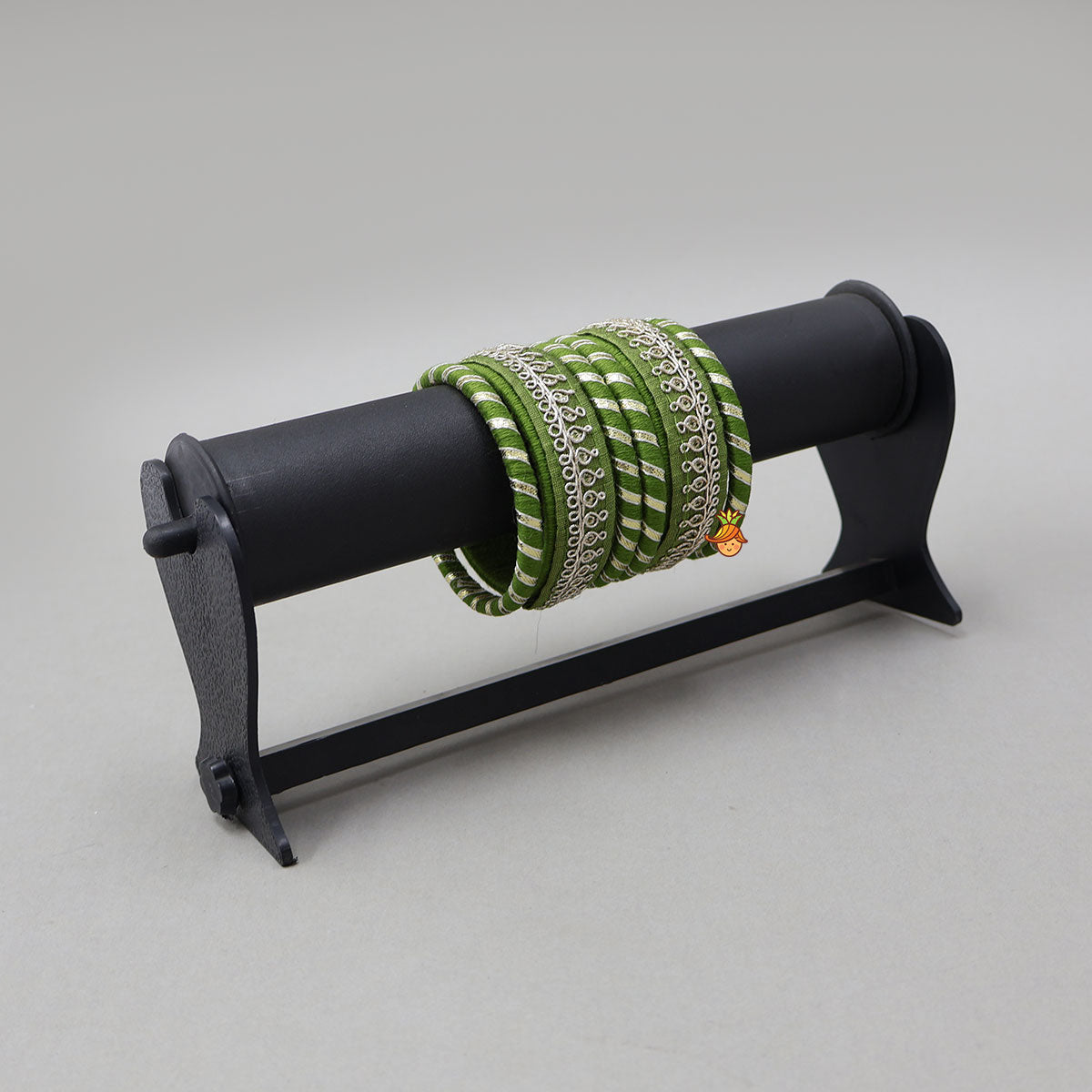 Exquisite Gota Lace Detailed Thread Bangles