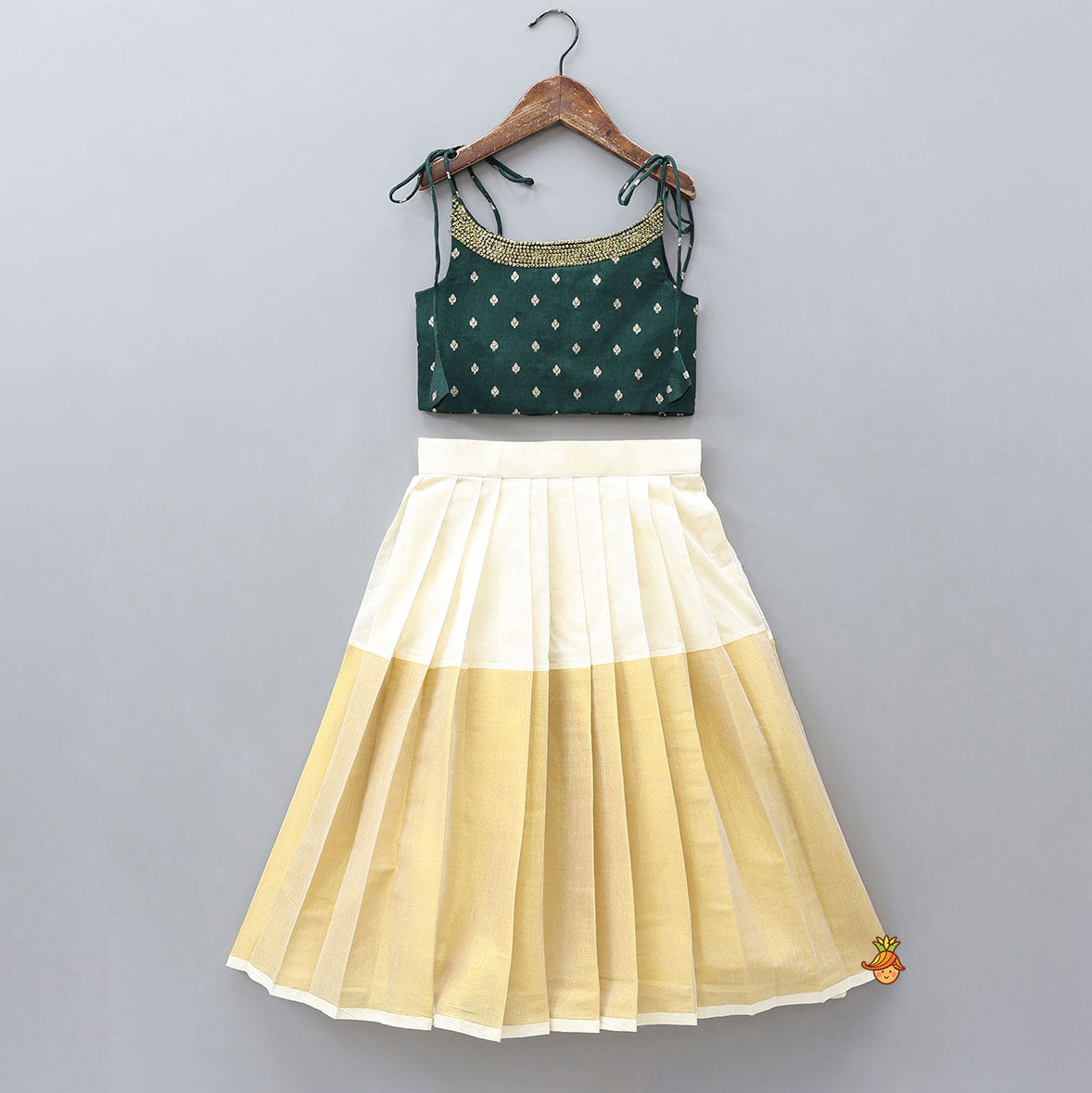 Booti Work Top With Dual-Tone Lehenga