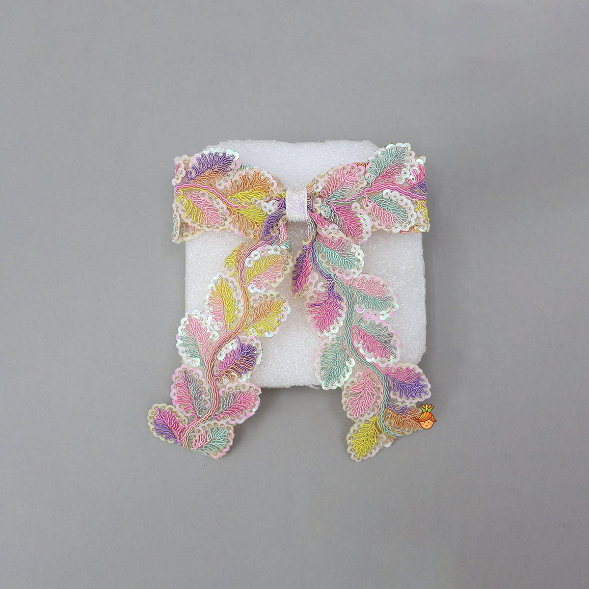 Leaf-Designed Embroidered Bow Hair Clip