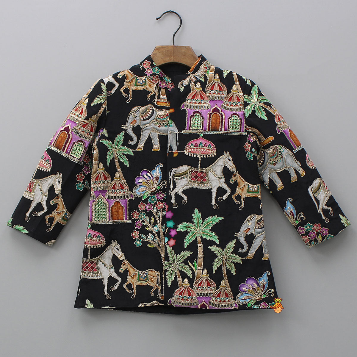 Elegant Kurta And Ethnic Printed Jacket With Pyjama