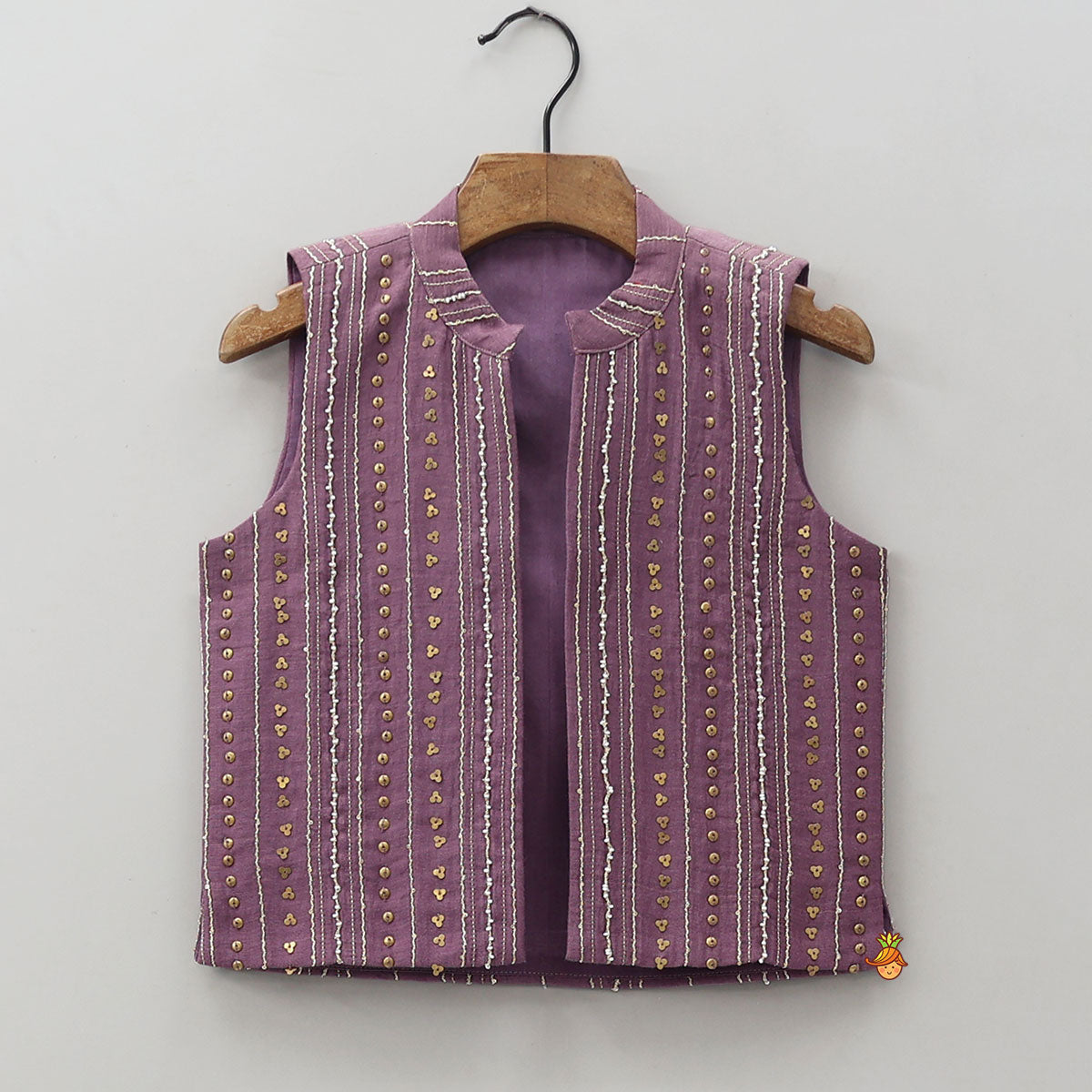 Elegant Kurta With Hand-Sequins Embroidered Jacket And Pyjama