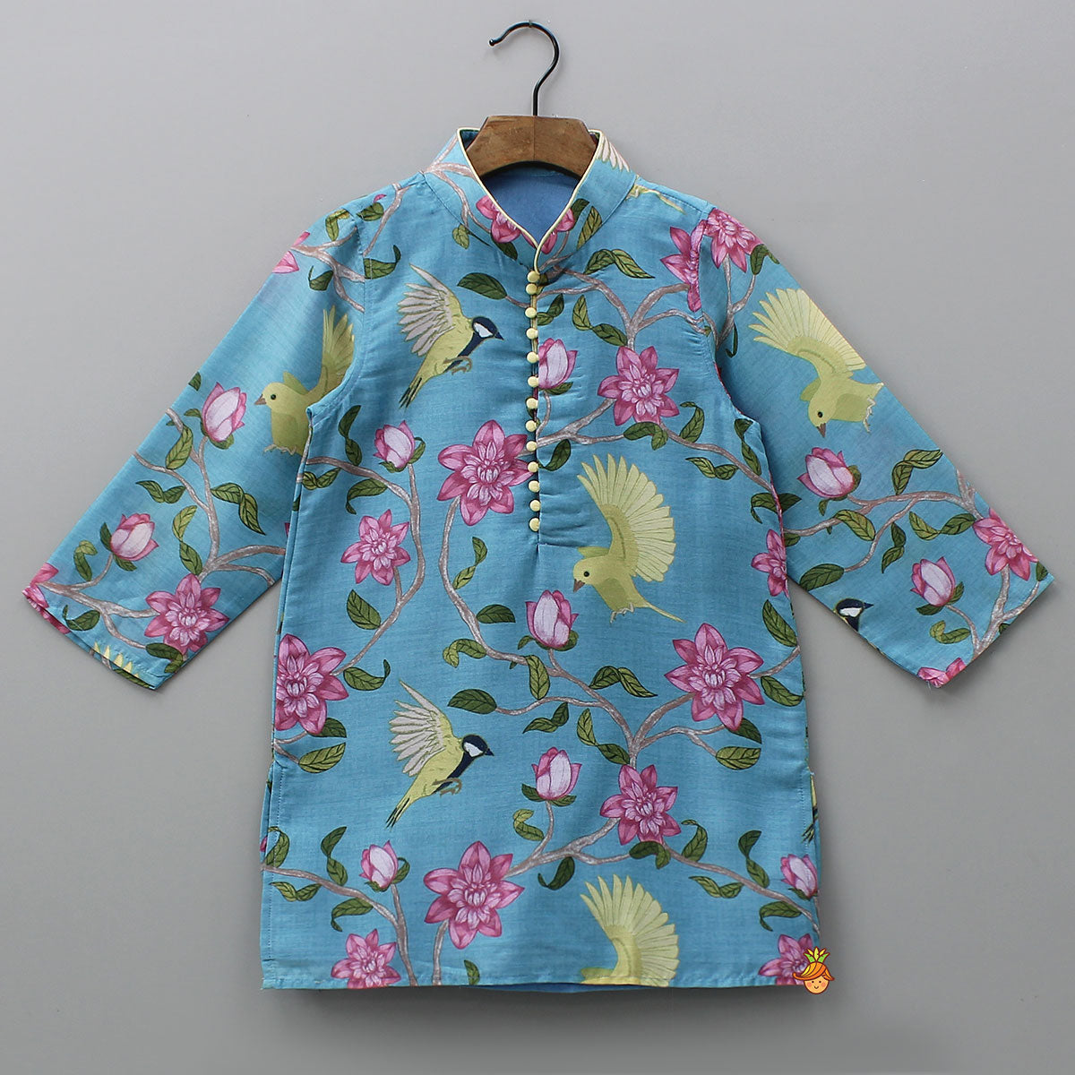 Bird And Floral Printed Kurta With Pyjama