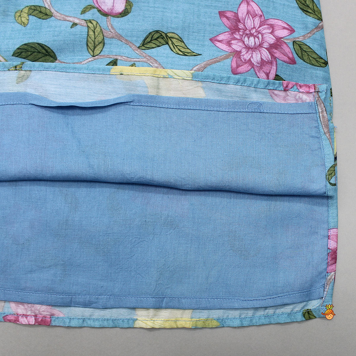 Bird And Floral Printed Kurta With Pyjama