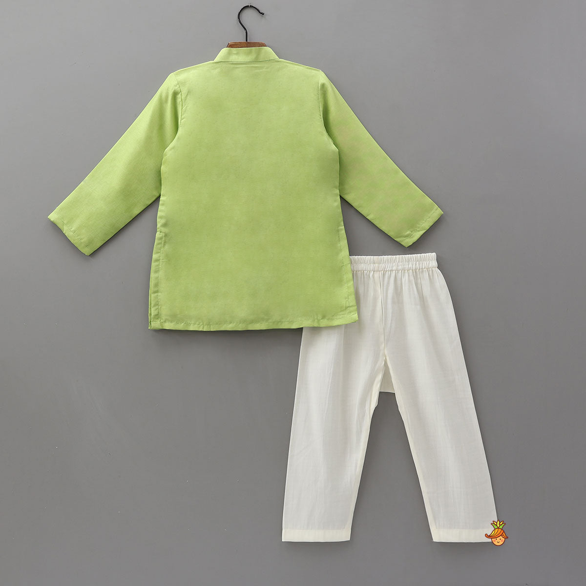 Pin Tuck Detail Kurta And Pyjama