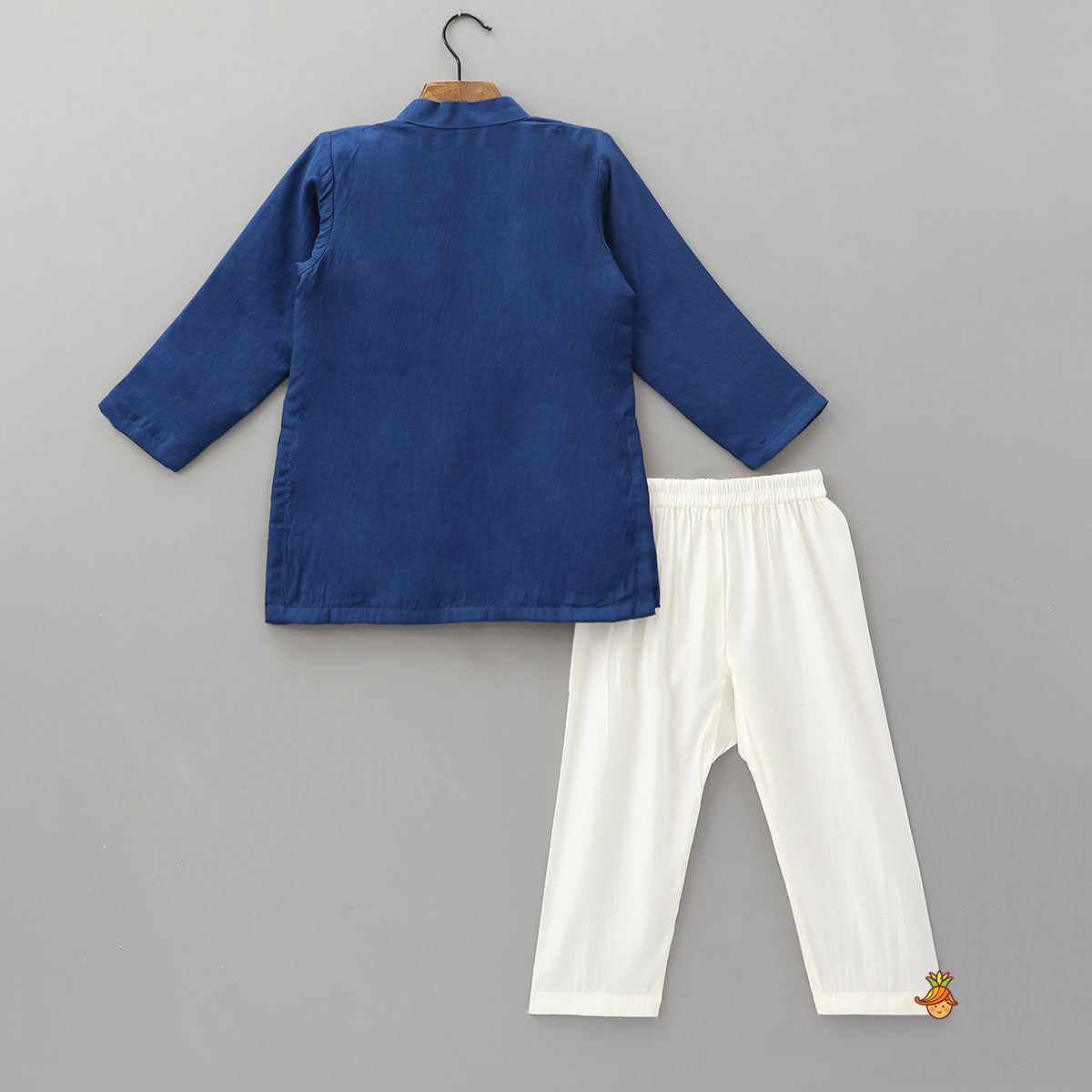 Side Button Detail Kurta With Pyjama