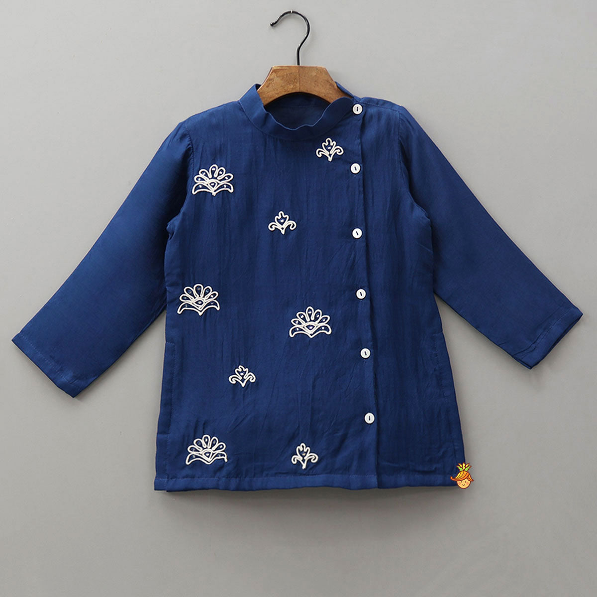 Side Button Detail Kurta With Pyjama