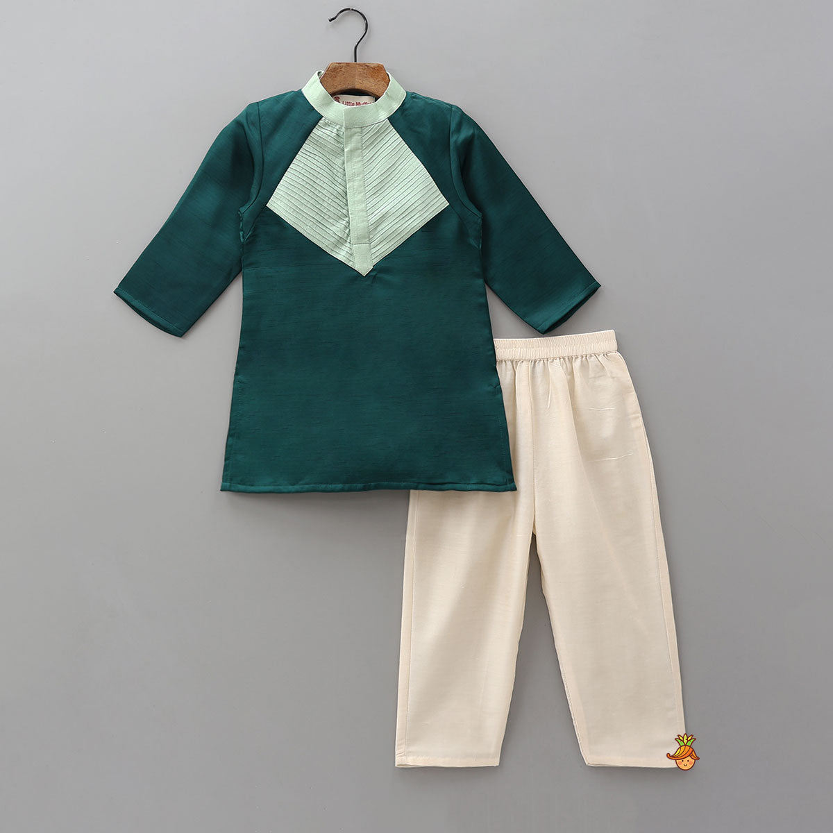 Contrasting Pin Tuck Yoke Detail Kurta And Pyjama