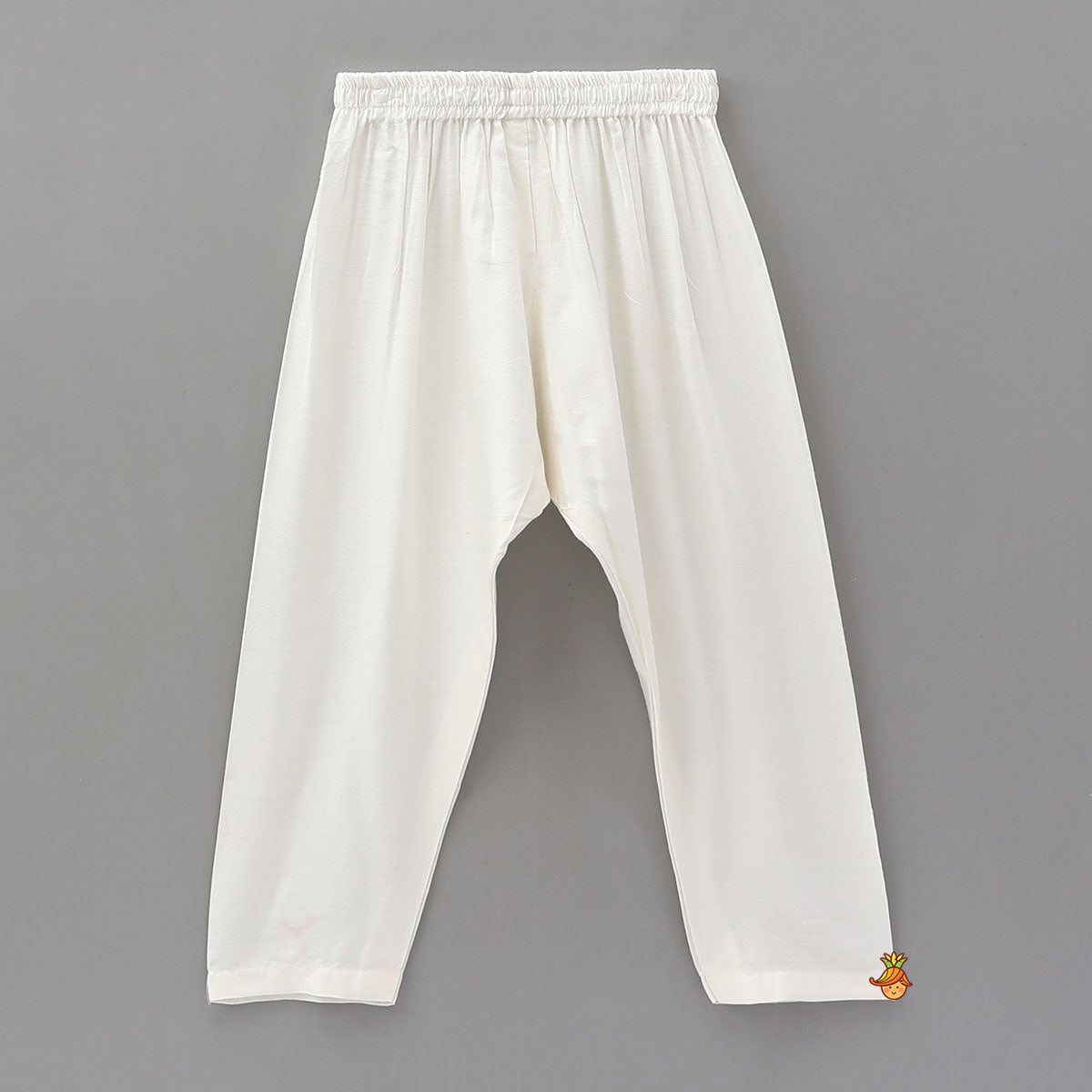 Ethnic Kurta With Thread Embroidered Jacket And Pyjama