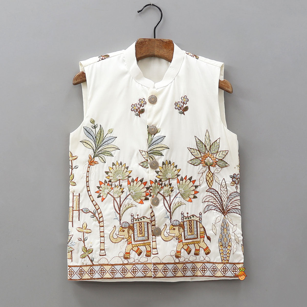 Ethnic Kurta With Thread Embroidered Jacket And Pyjama