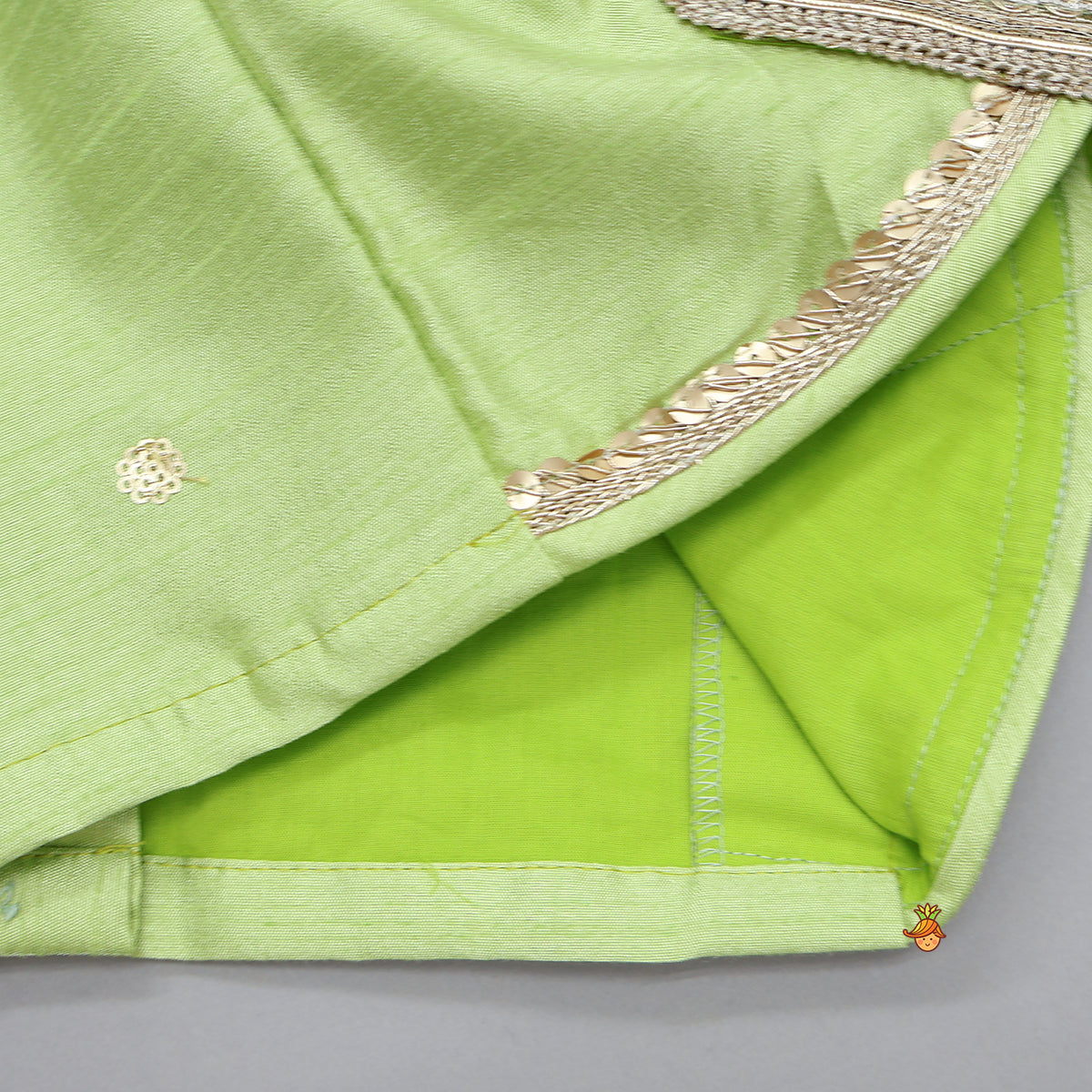 Contrast Yoke Top With Lehenga And Net Dupatta