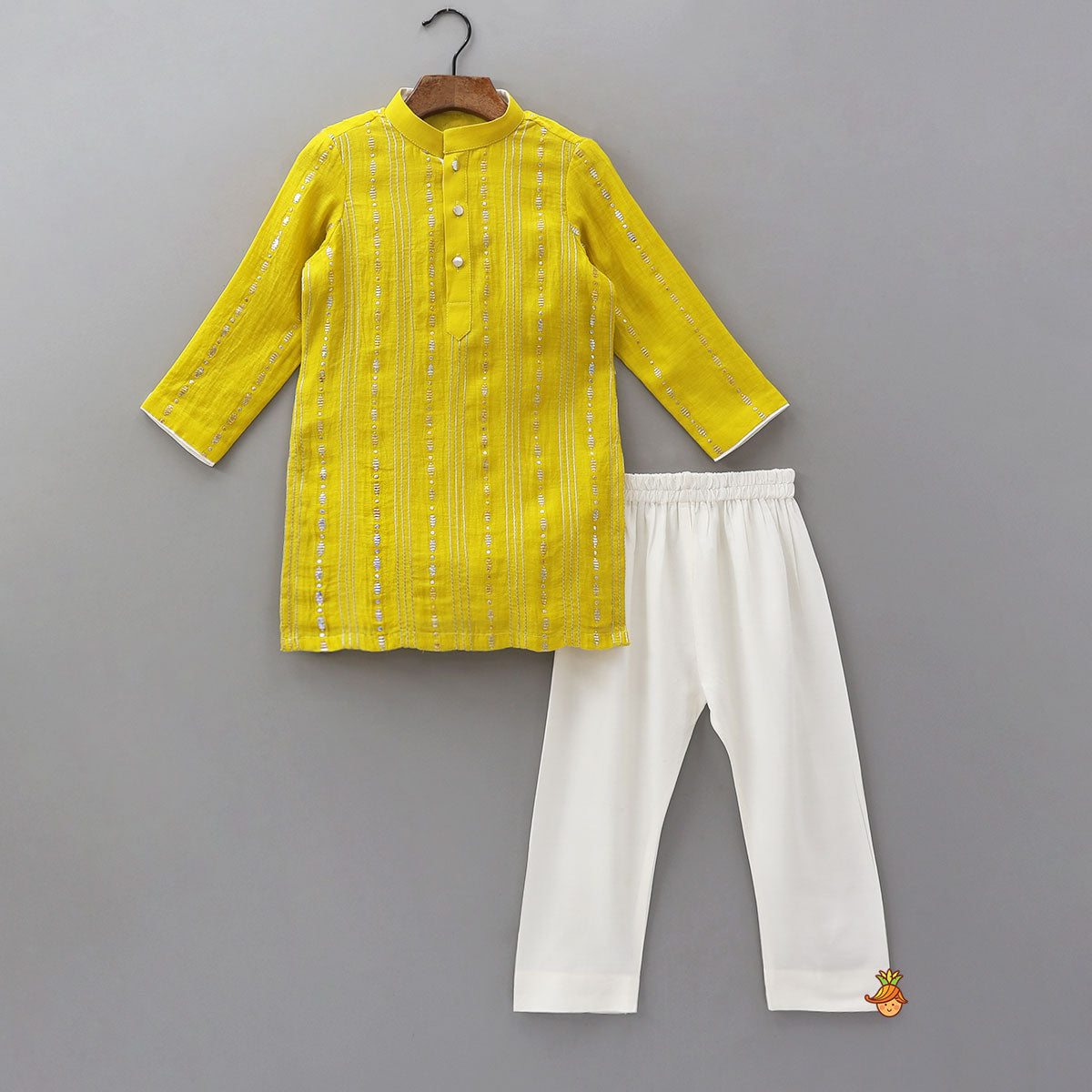 Front-Placket Ethnic Kurta With Pyjama
