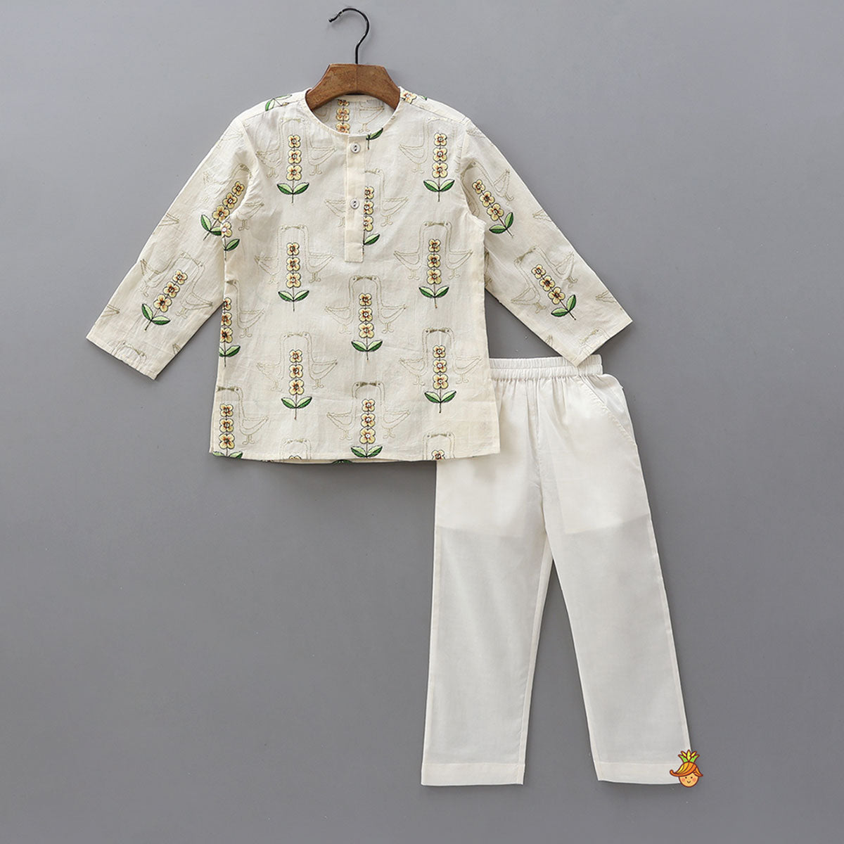 Floral Thread Embroidered Kurta With Pyjama