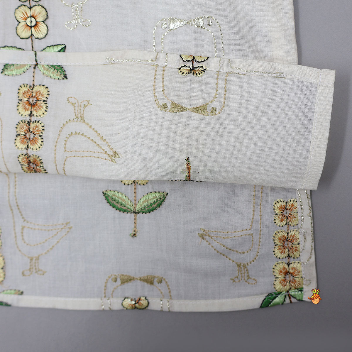 Floral Thread Embroidered Kurta With Pyjama