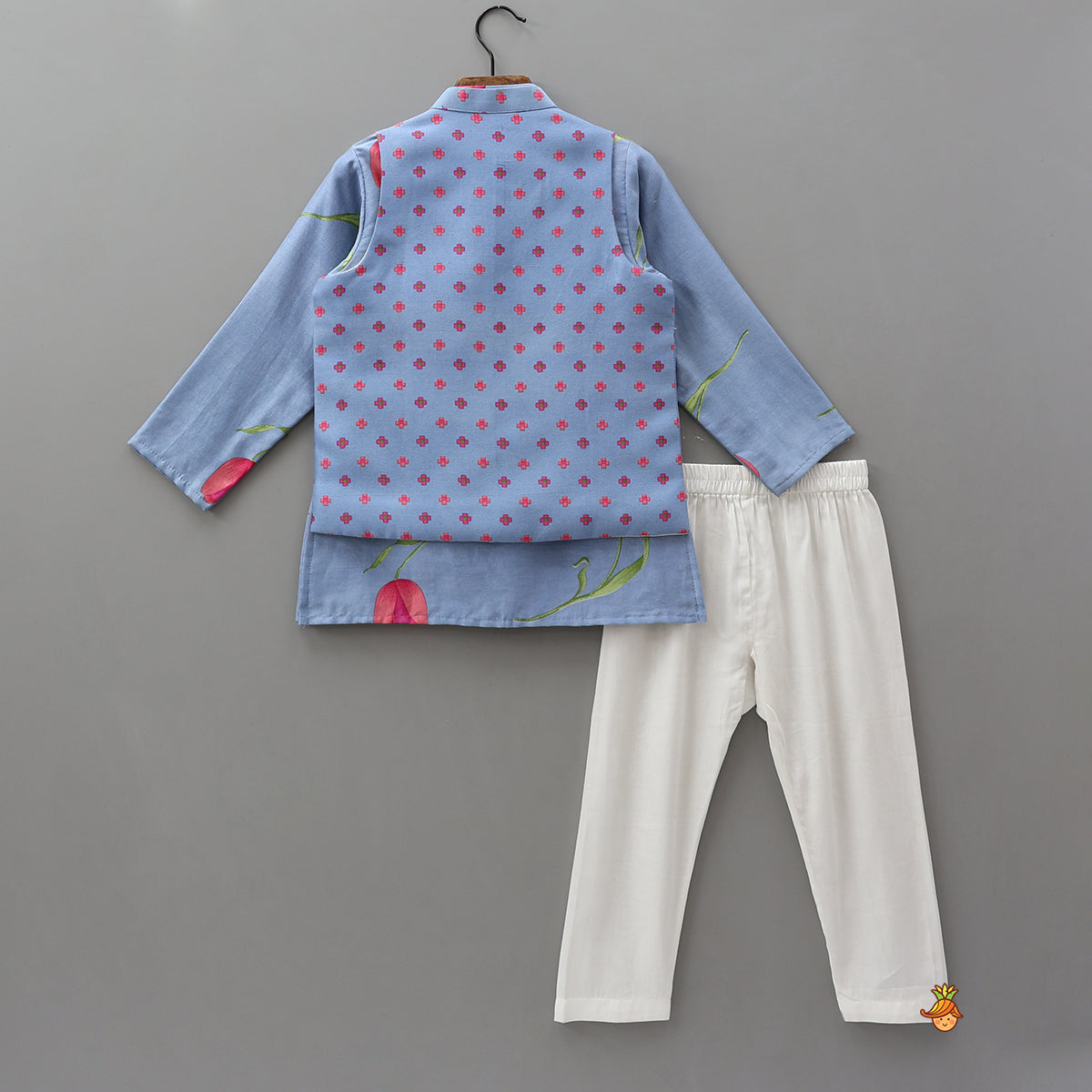 Mandarin-Collar Kurta With Printed Jacket And Pyjama