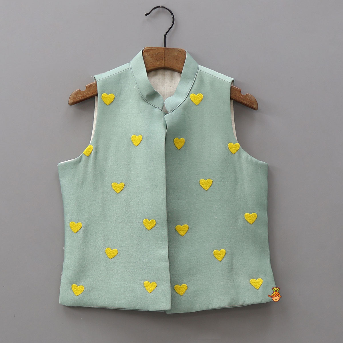 Mandarin-Collar Kurta With Heart-Embroidered Jacket And Pyjama