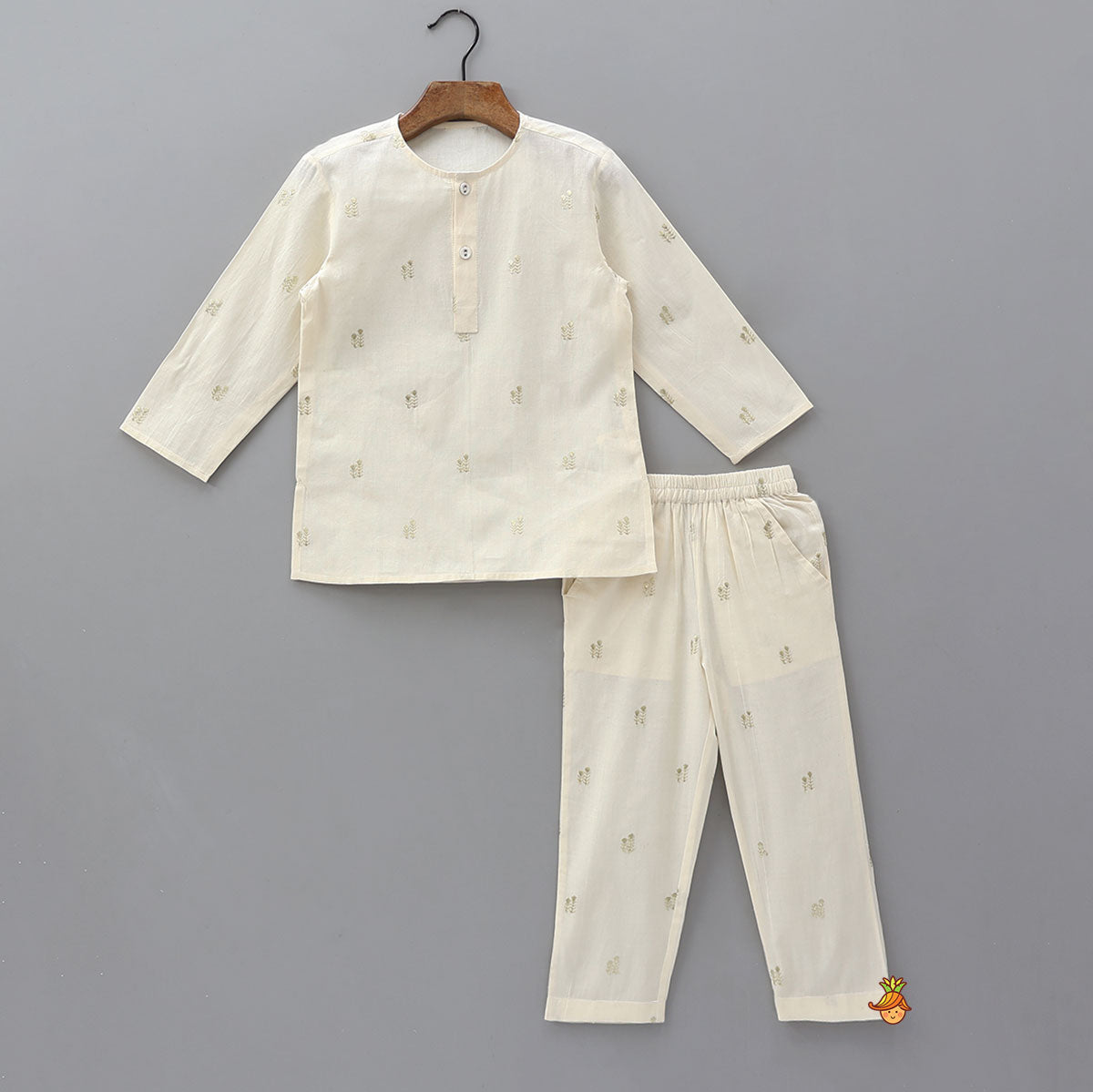 Booti Work Kurta And Pyjama