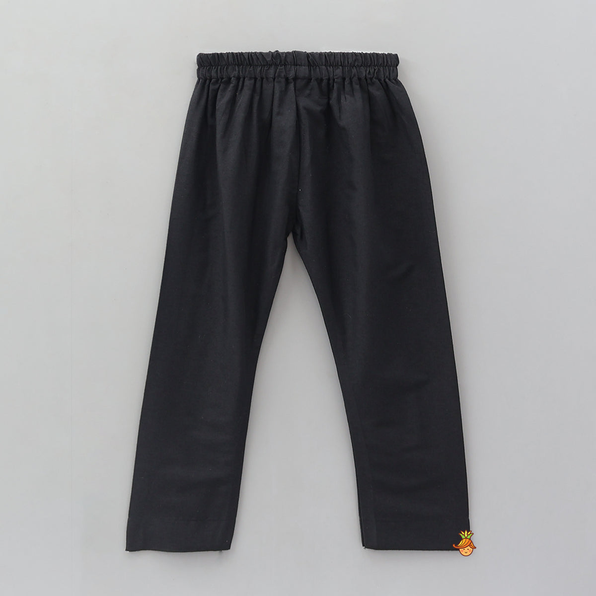 Ethnic Kurta With Pocket Detail Embroidered Jacket And Pyjama