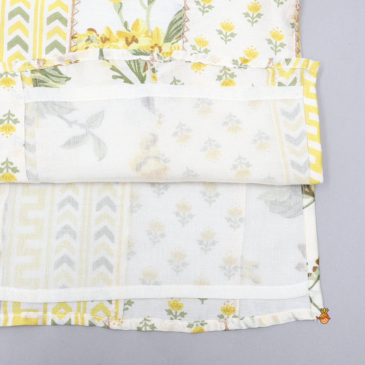 Floral Printed Ethnic Kurta And Pyjama