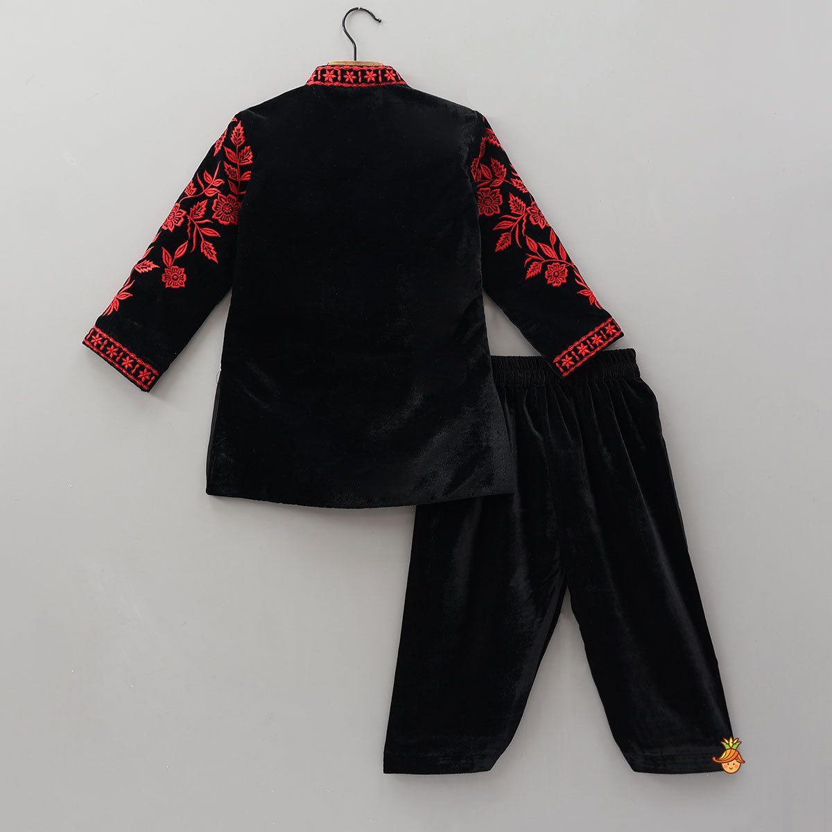 Contrasting Floral Embroidered Kurta And Pyjama